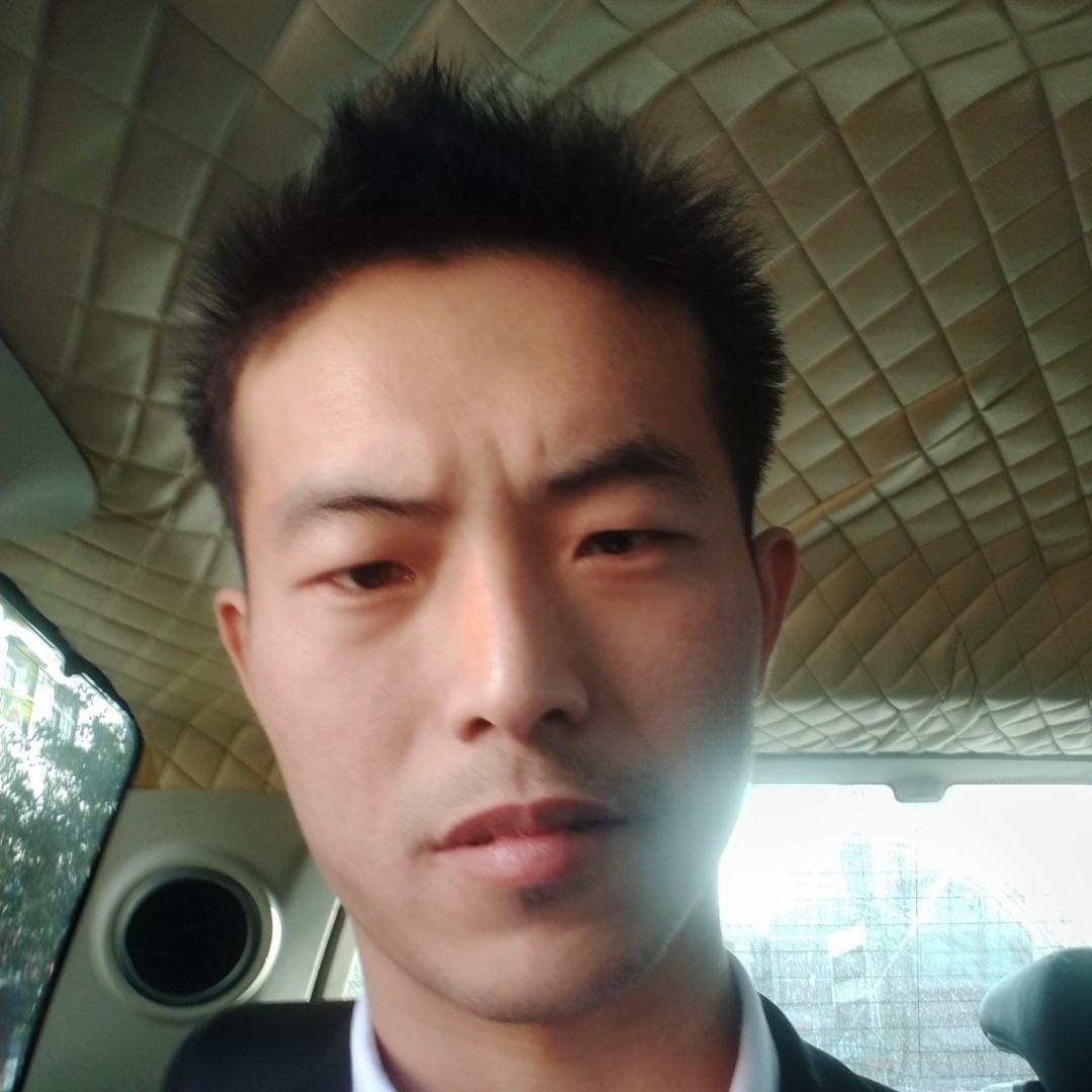 爱情主演G的照片