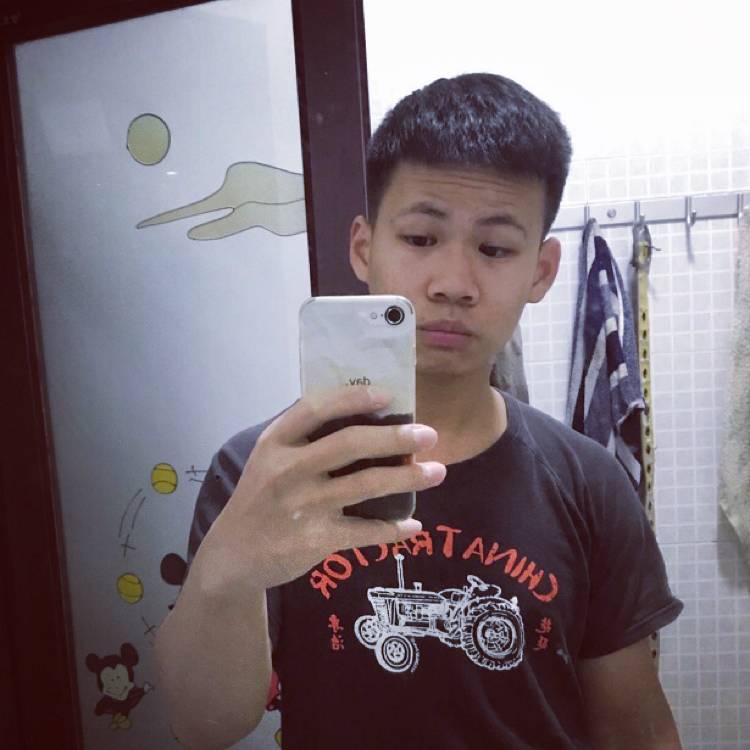 Ott0的照片