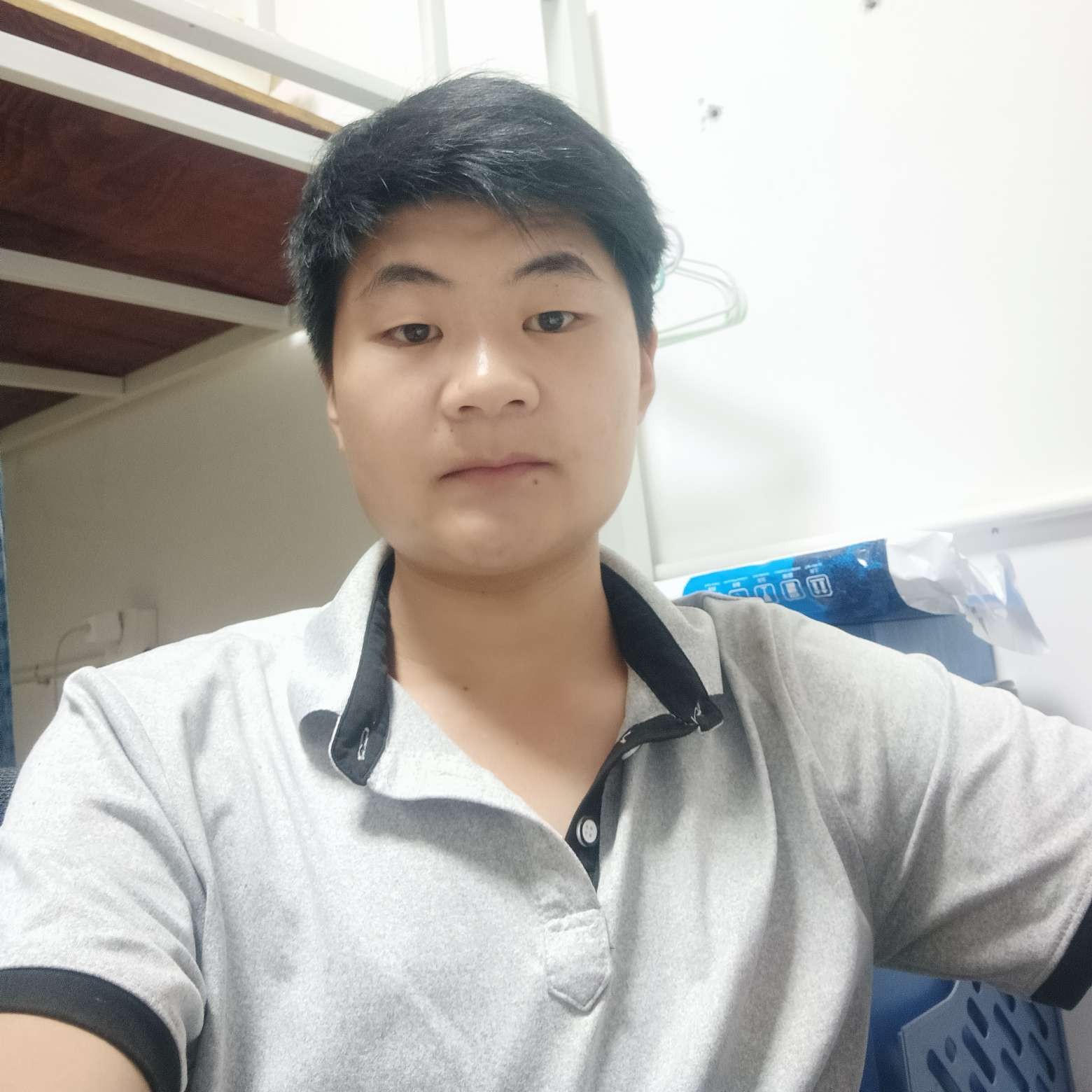 犀牛爱忧心的照片