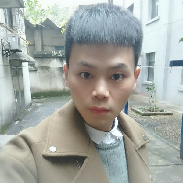 绍杰的照片