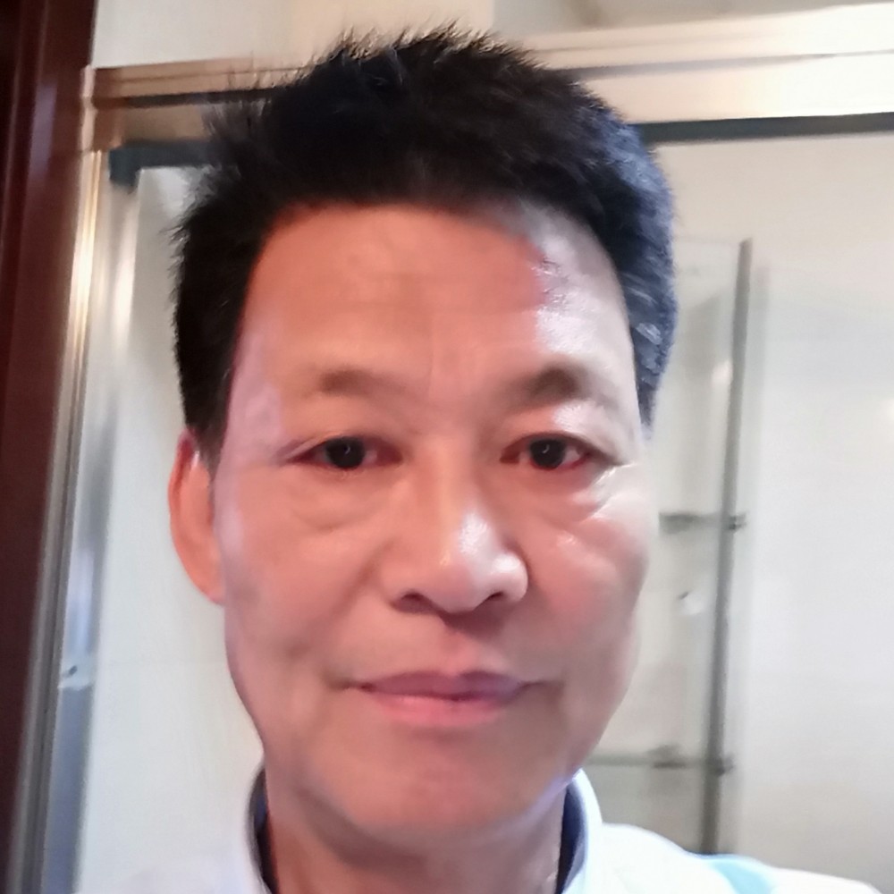 咖啡回首欣慰的照片