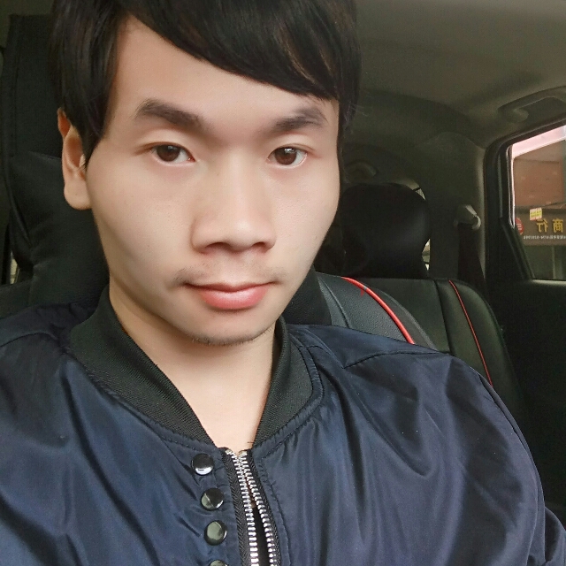 秋月怕孤独的照片