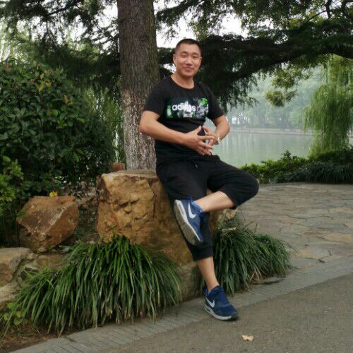 唐伯虎点烟的照片