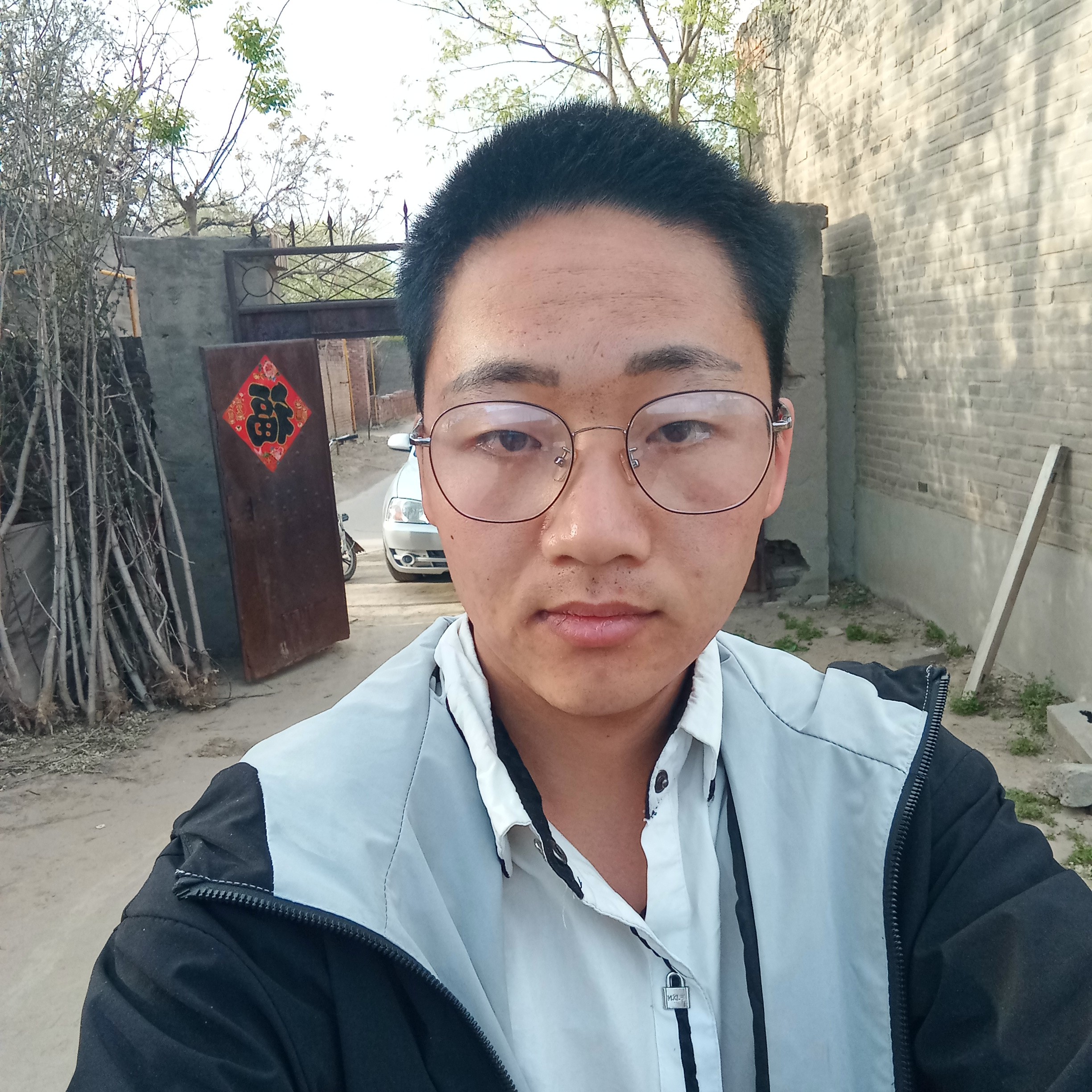 楼房还安详的照片