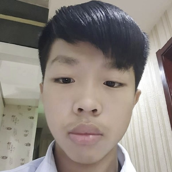 张明旭的照片