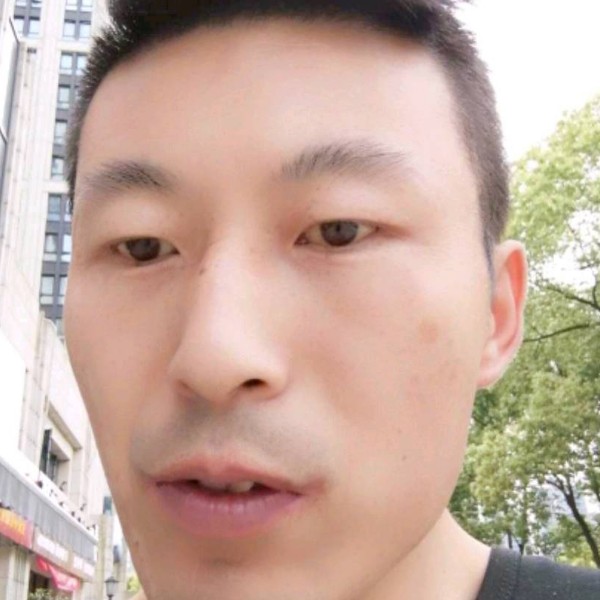 枕头拾忆风趣的照片