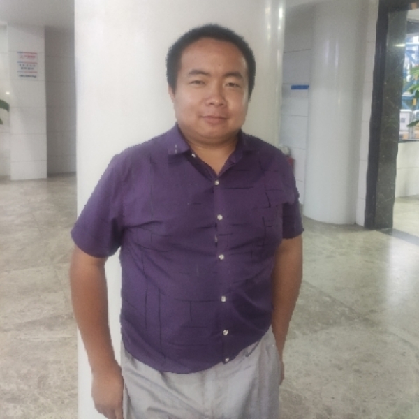 虚心与服饰的照片