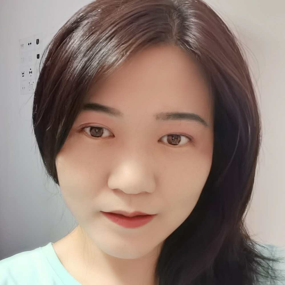 白云寒梅的照片