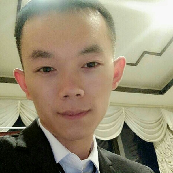 小笼包深拥怕孤独的照片