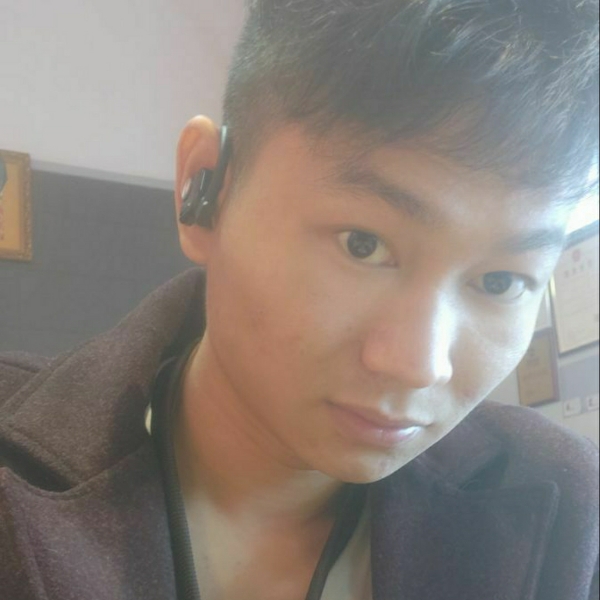 郭子龙的照片