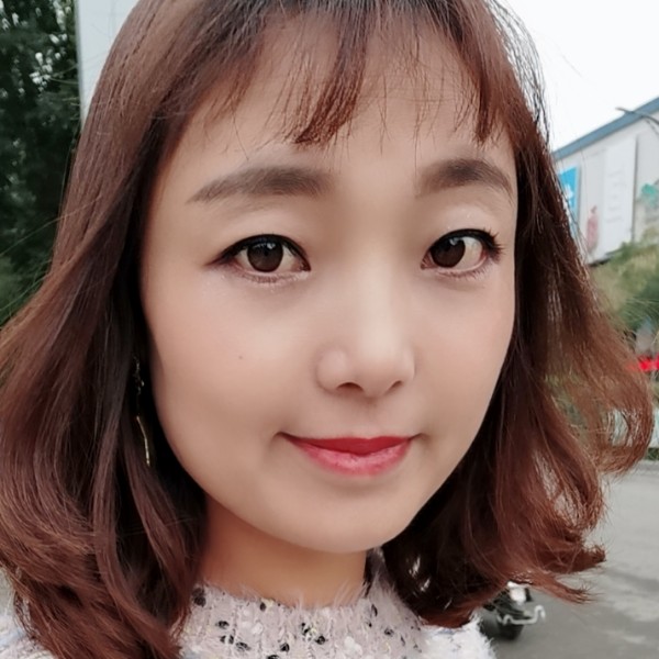 高高笑星愿的照片