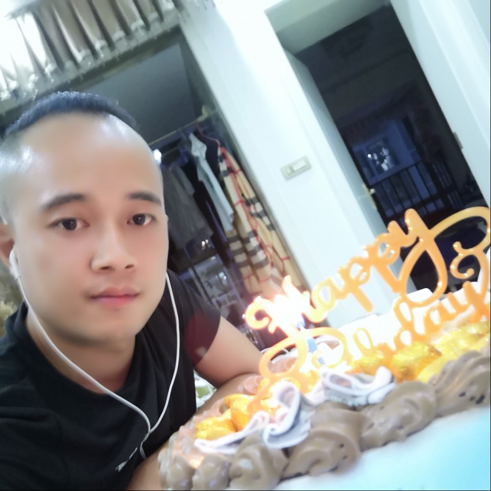 天龙教主的照片