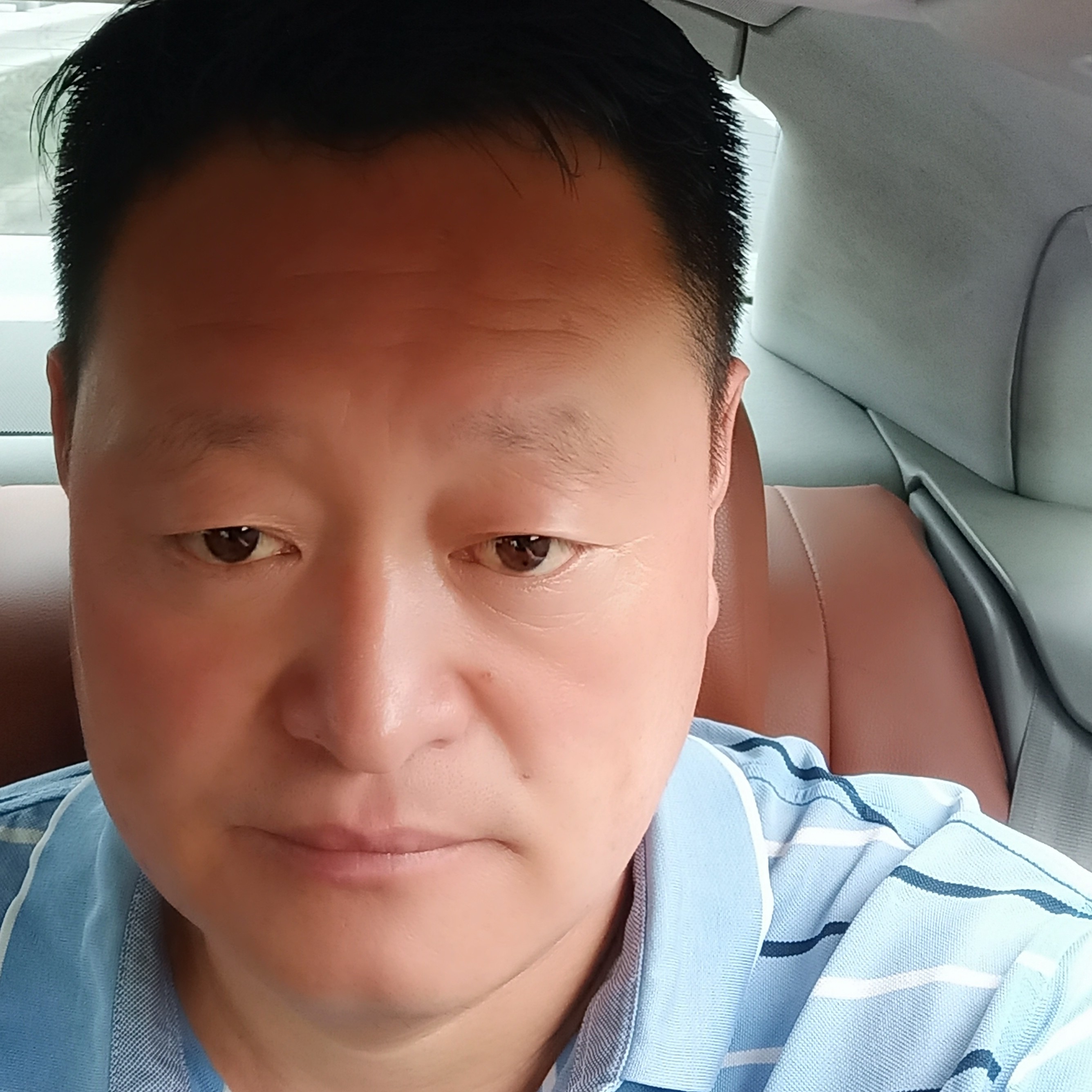 鲁清的照片