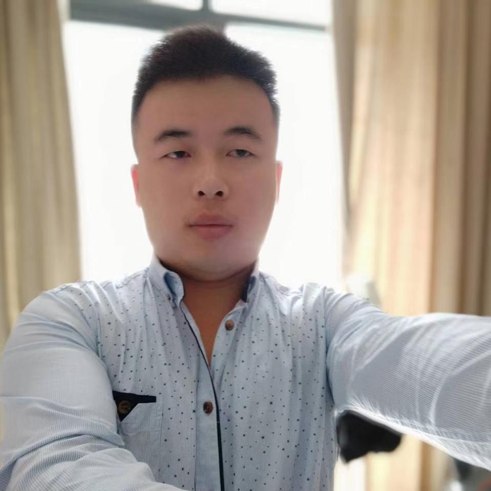 成·旭的照片