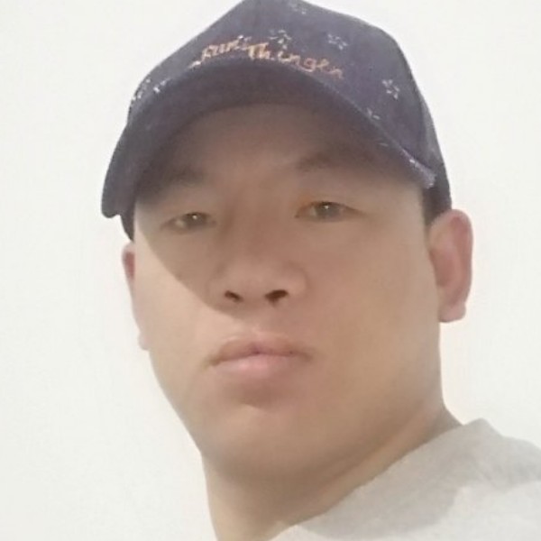 碧影绚烂的照片