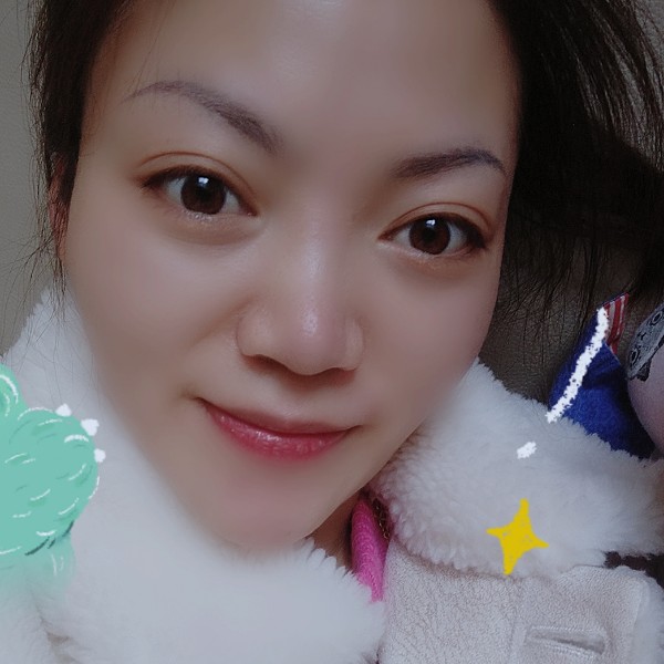 眼神生动的照片