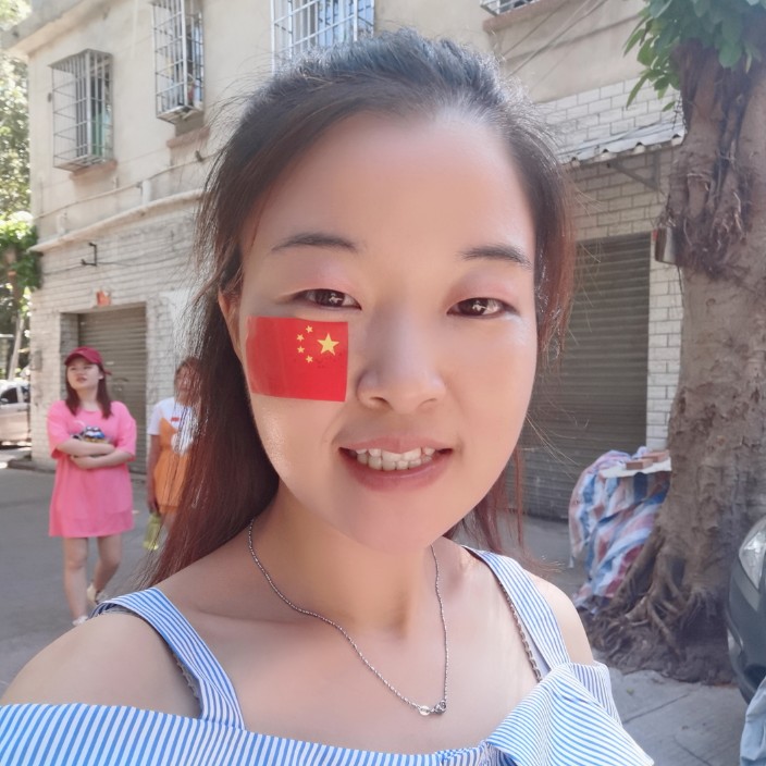 粗心打水杯的照片