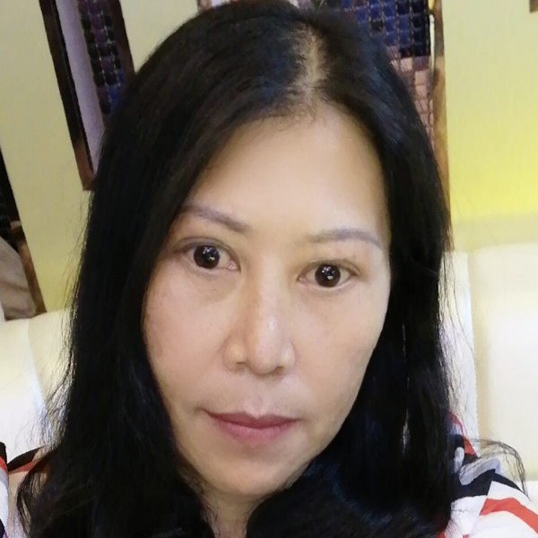 红牛寒冷的照片