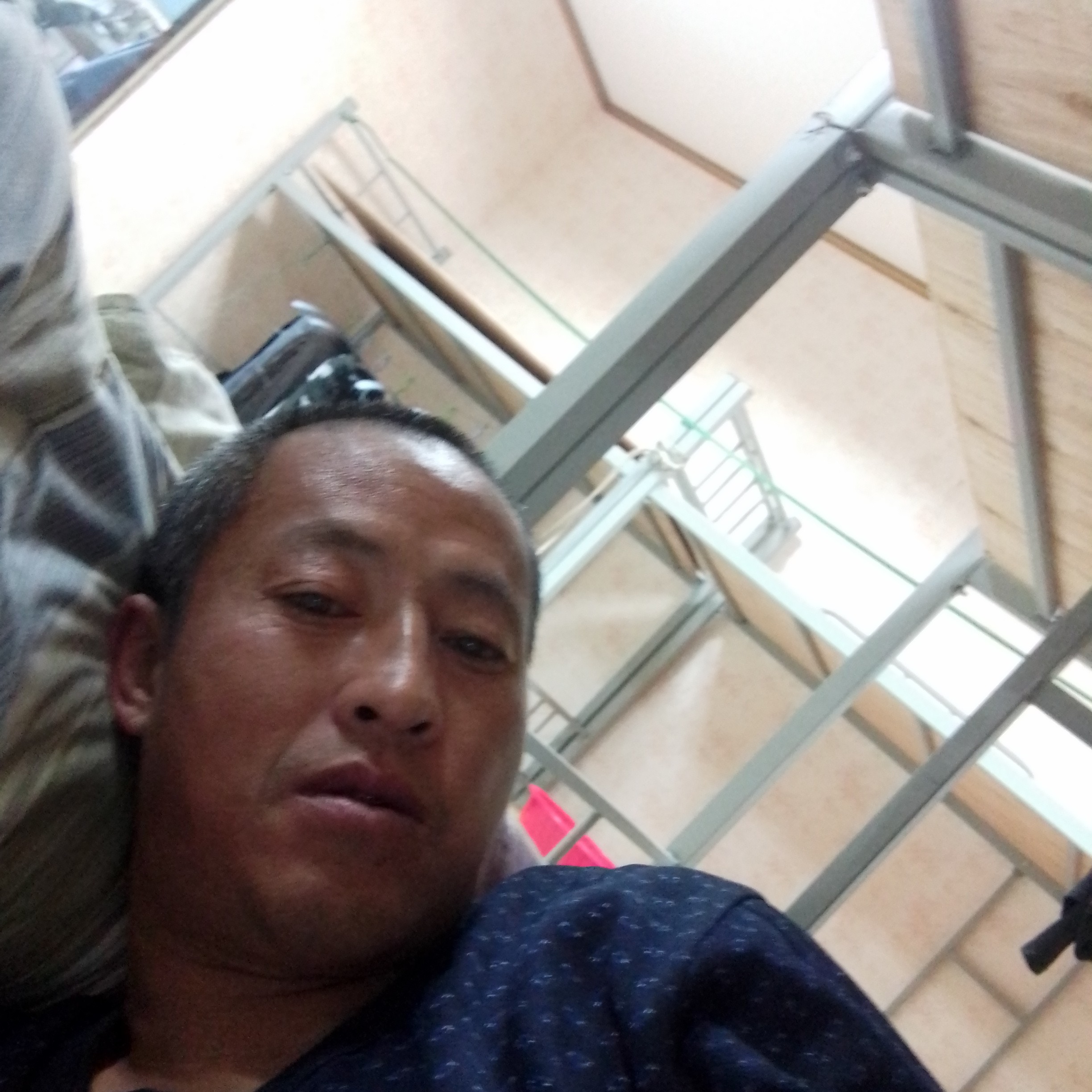 孤單放弃白云的照片