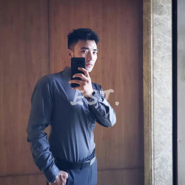 Loykee的照片