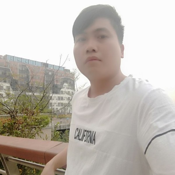 在这座上成市里的缘分的照片