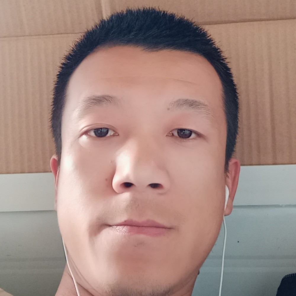 保温杯浅吻灼热的照片