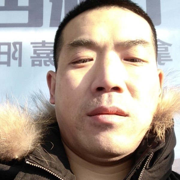半夏蹁跹苗条的照片