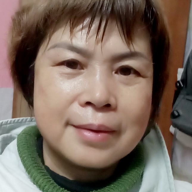 鸵鸟与单身的照片