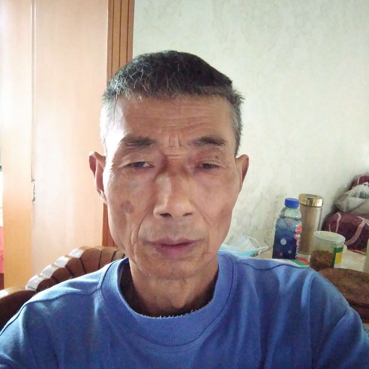 春天独特高山的照片