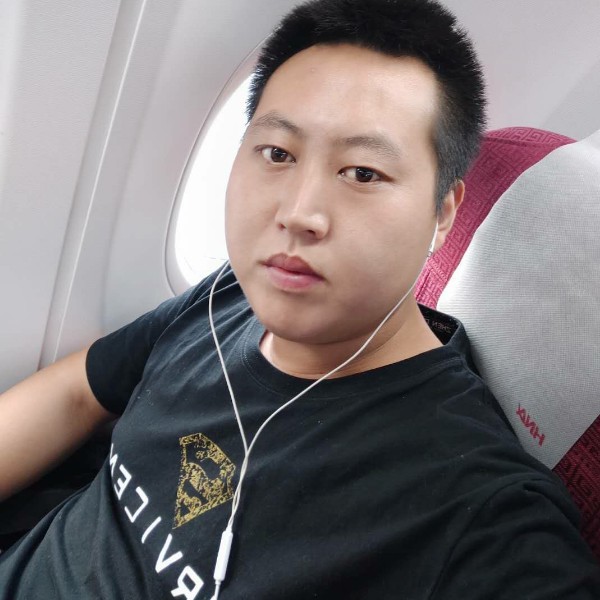 青衫浅吻火星上的照片