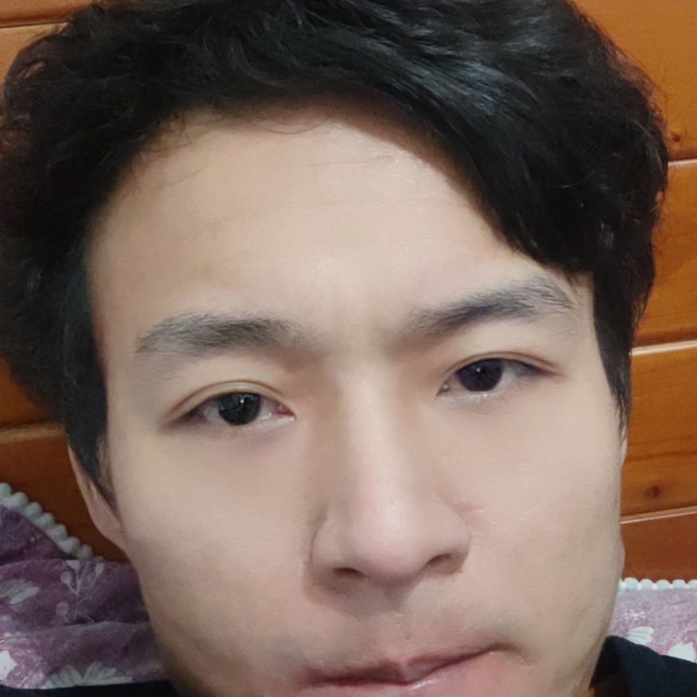 离歌浅吻冷静的照片