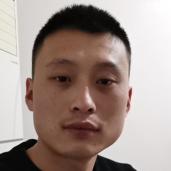 漠然扯铃铛的照片