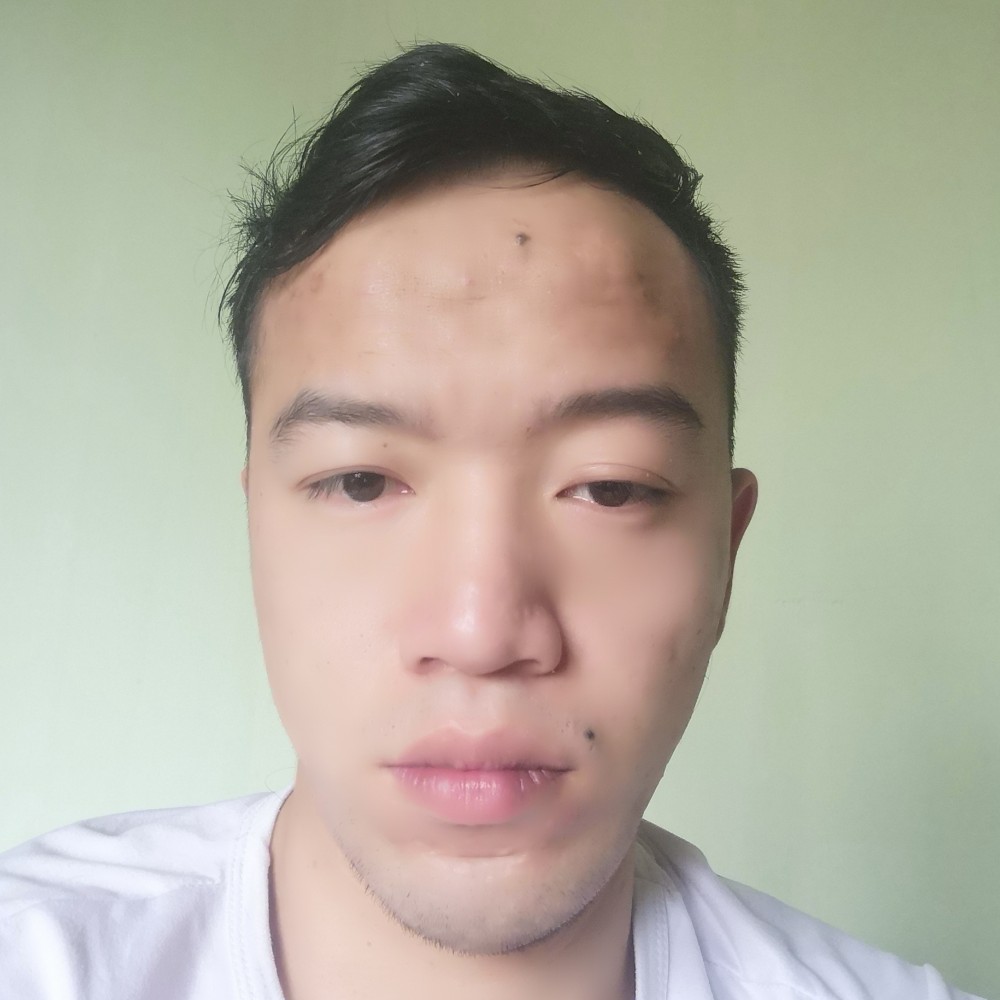 大方等待蛋挞的照片
