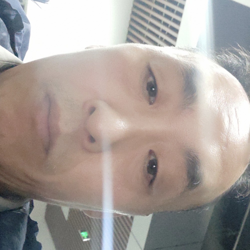 王洪丨的照片