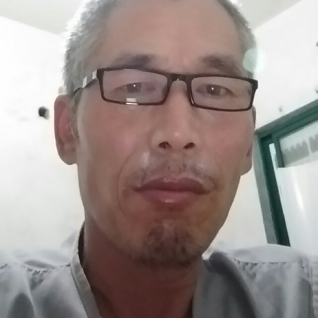 东凌天雪的照片