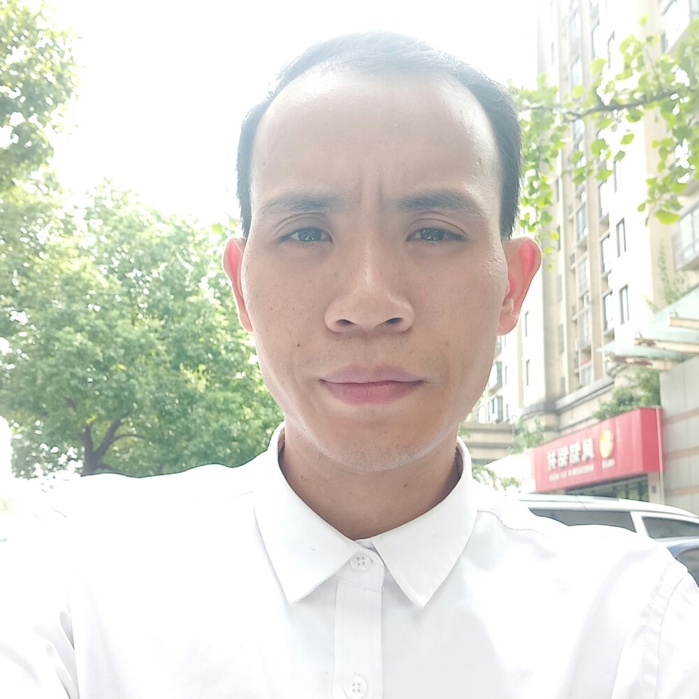 彼年青琯的照片