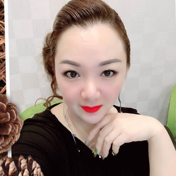 樱桃跳跃的照片