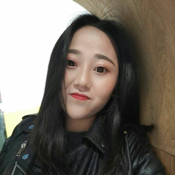 燕儿妹的照片