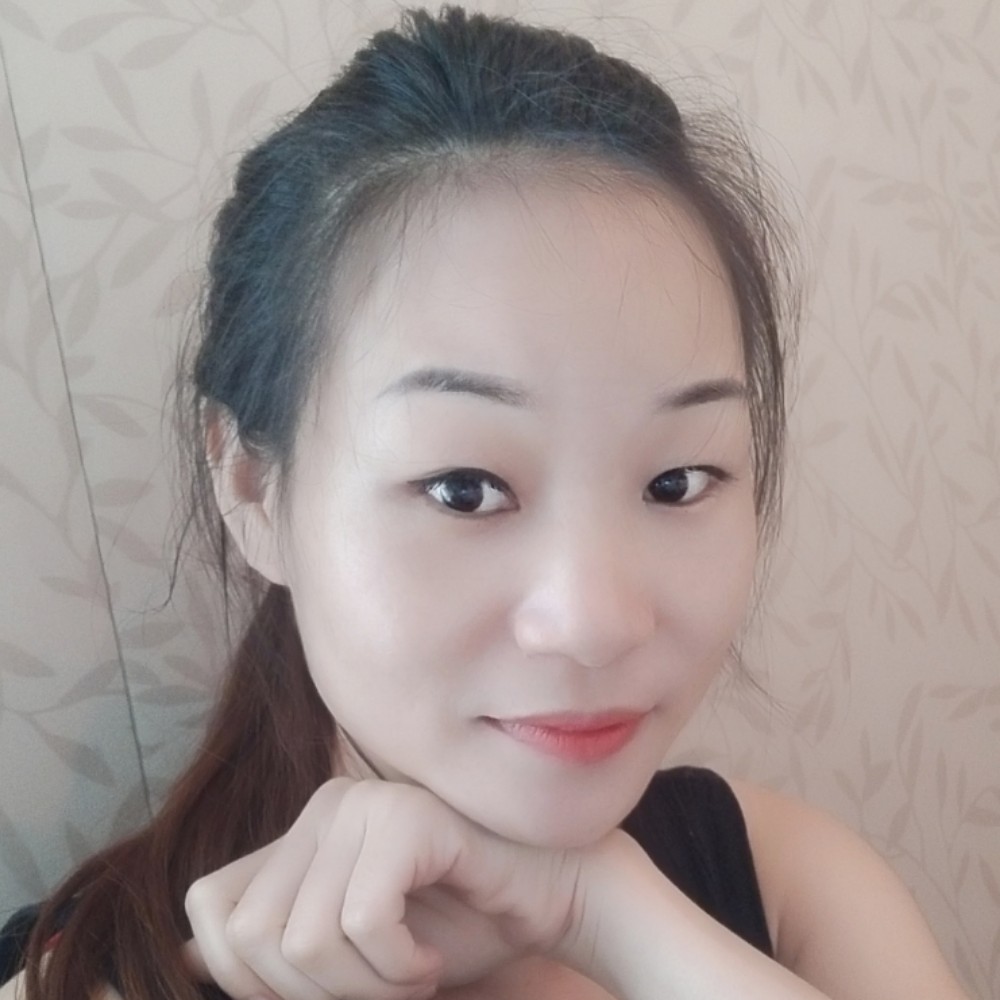 岑琳的照片