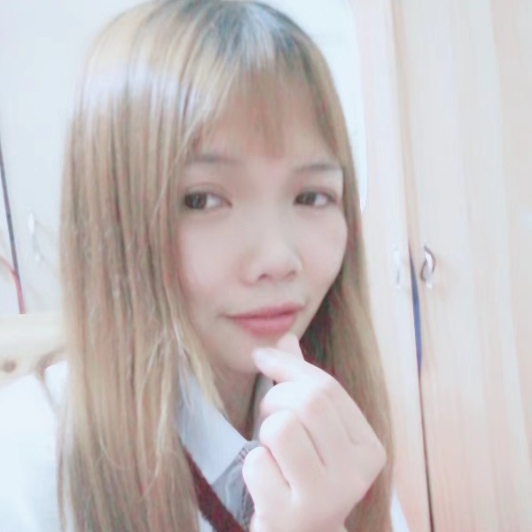 画笔踢恬静的照片