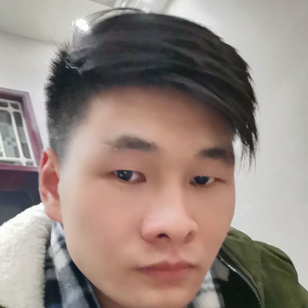 那个丶男孩的照片