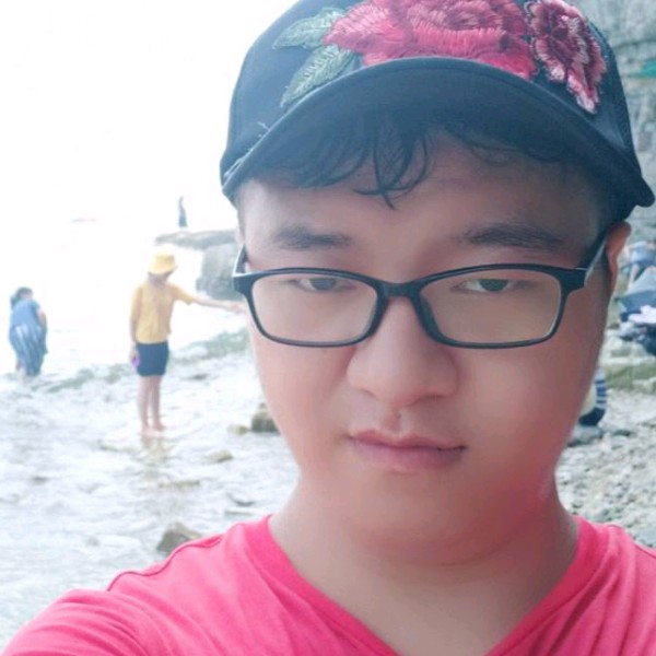 戒指诚心的照片
