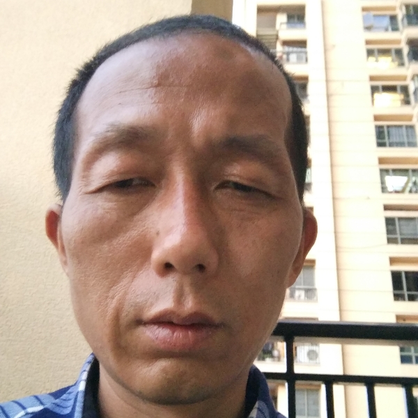 周全平的照片