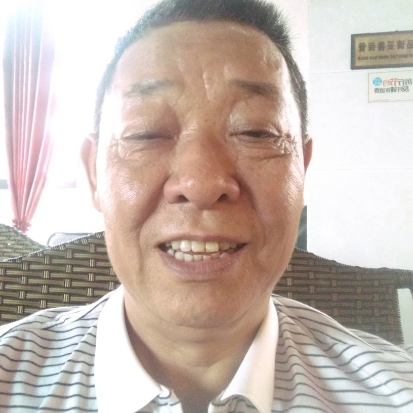 黄太元的照片