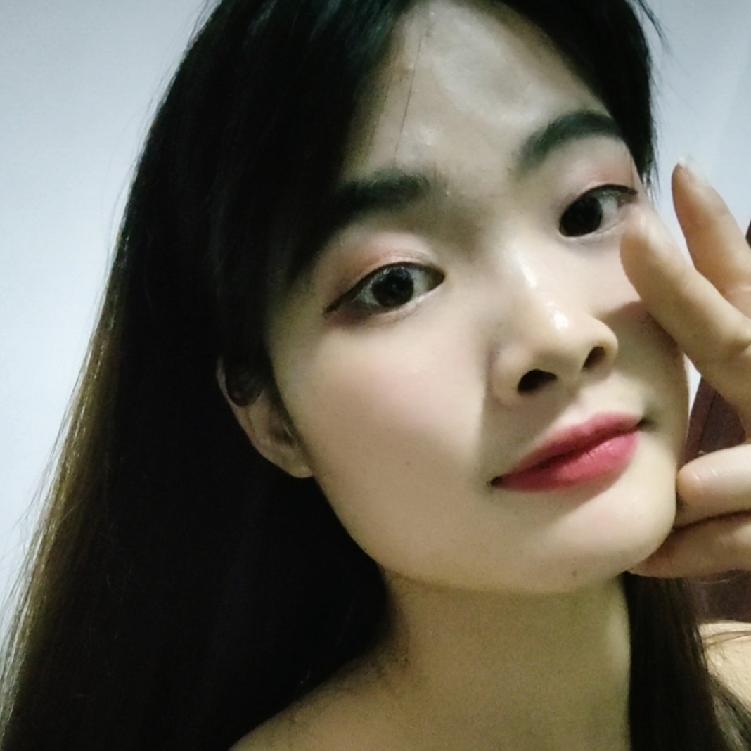 小蘑菇回眸听话的照片