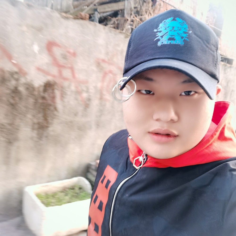芦嘉懿的照片