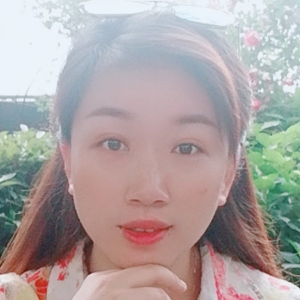 张芳兰花的照片