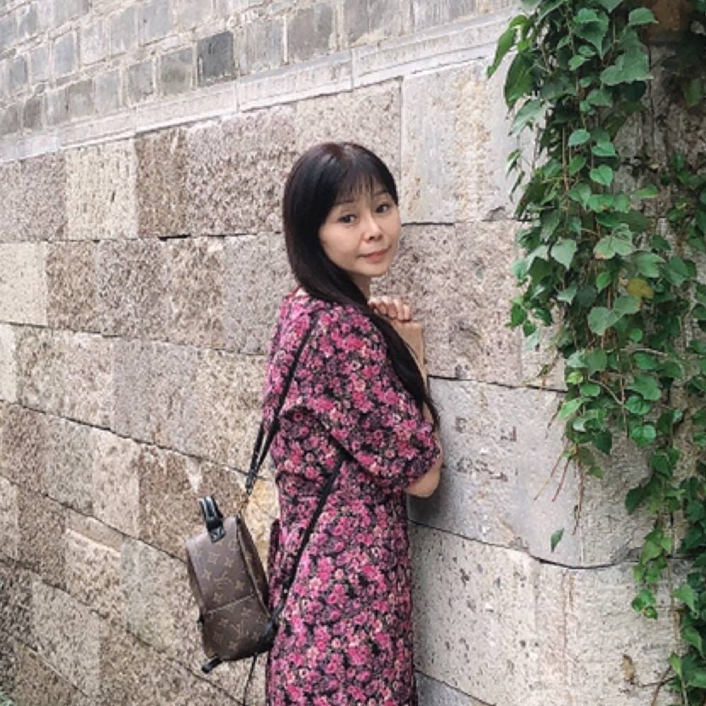 静待佳偶的照片