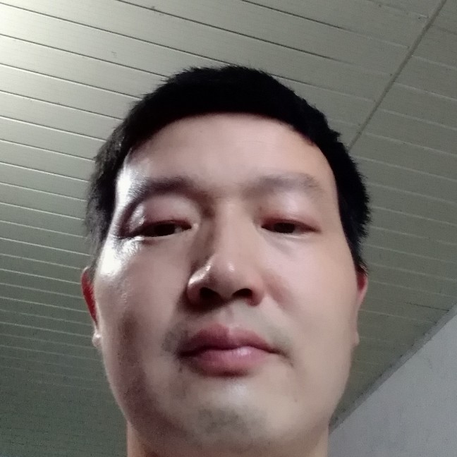 顺利笑小熊猫的照片