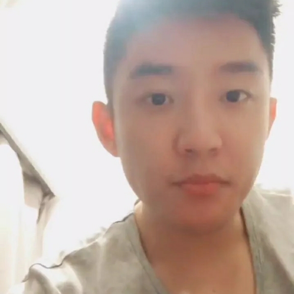 赵明俊的照片